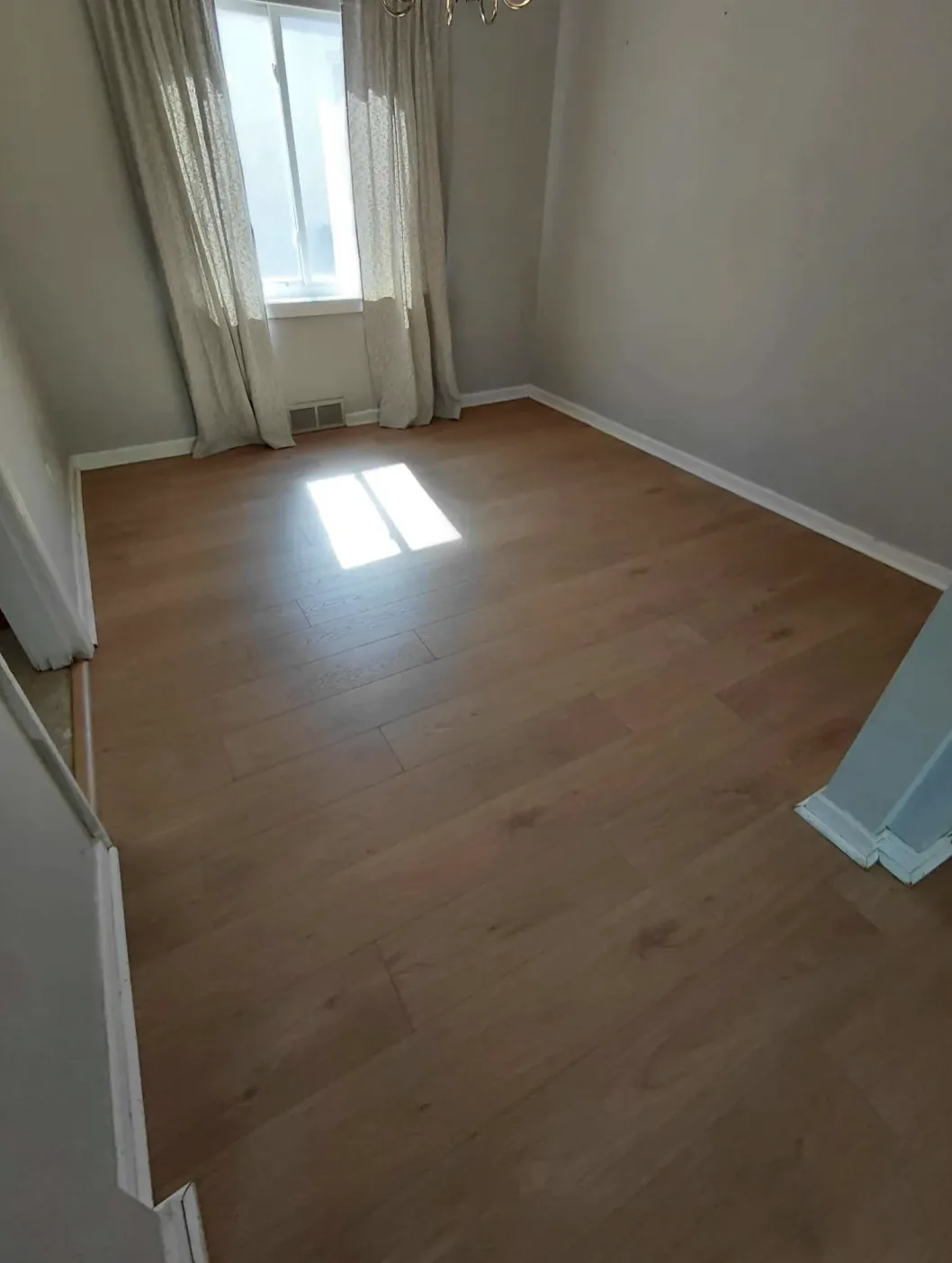 MC Flooring & Tile project 9 — St. Louis install
